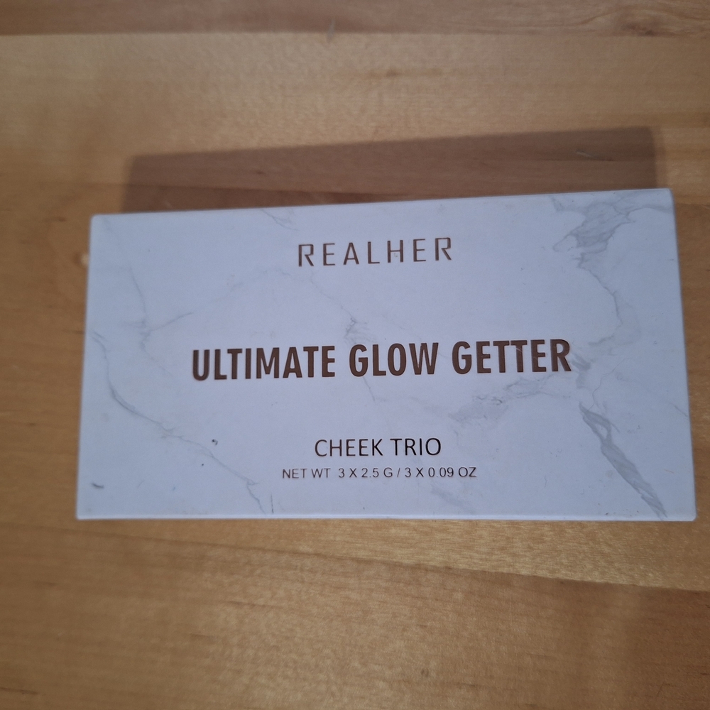 REALHER Ultimate Glow Getter Cheek Trio